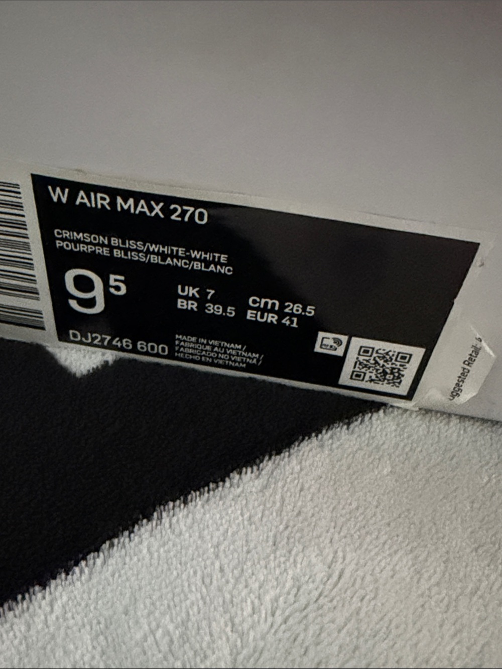 Nike Air Max 270 in Crimson Bliss / White / White
Women’s Size 9.5 - Picture 4 of 8